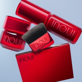 【インウイ】オリジナルファンデーションブラシ プレゼントキャンペーン実施中